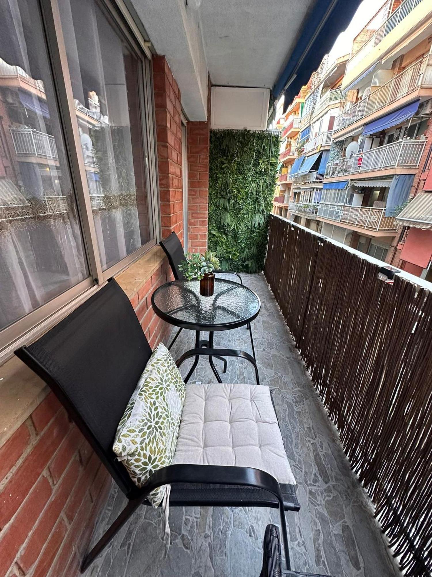 Happy Hideaway Apartment Alicante Exterior foto